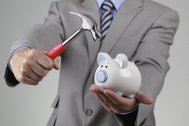 Что выгоднее банкроту: реструктуризация или продажа имущества?